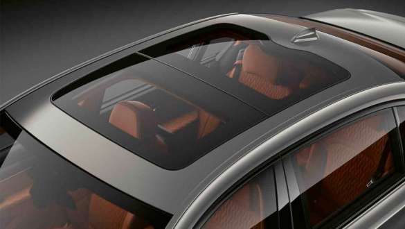 Panorama glass roof Sky Lounge BMW M760Li xDrive Sedan, Panorama glass roof Sky Lounge