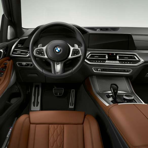 Cockpit BMW X5 M50i and M50d Cockpit BMW X5 M50i and M50d G05 interior