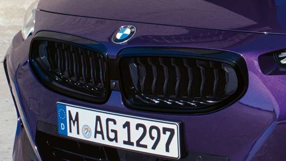 單框雙腎格柵 BMW 2 Series Coupé G42 2021 BMW 2 Series Coupé G42 2021 單框雙腎格柵正面角度視圖特寫