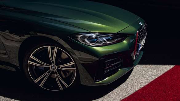 側前視圖 BMW 4 Series Convertible G23 BMW 4 Series Convertible G23 2020 側前視圖