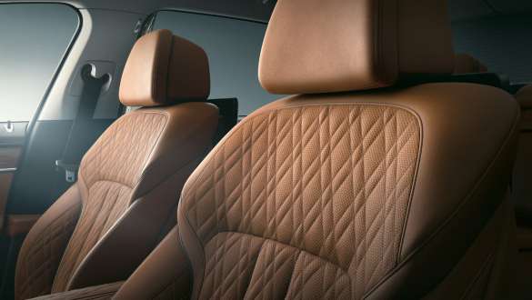 BMW旗艦豪華房車THE 7 BMW Individual – 頂級Nappa真皮材質 BMW旗艦豪華房車THE 7:BMW Individual – 頂級Nappa真皮材質