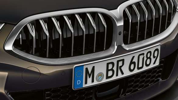 全新BMW 8系敞篷跑車 - 一體式鬼面罩 全新BMW 8系敞篷跑車 - 一體式鬼面罩