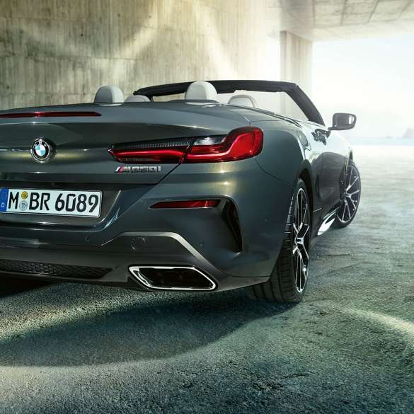 全新THE 8 豪華敞篷跑車 全新THE 8 豪華敞篷跑車