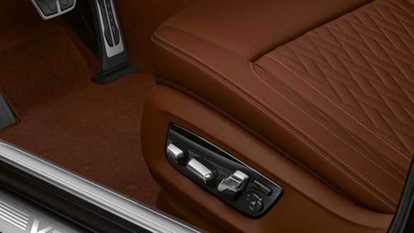 前排可電動調節舒適座椅 BMW M760Li xDrive 旗艦豪華房車 - 前排可電動調節舒適座椅