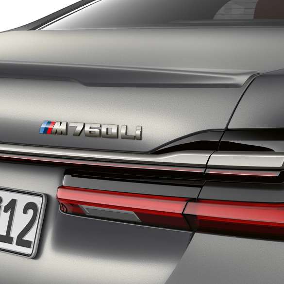 全新BMW M760LiA xDrive 旗艦豪華房車 V-12引擎 全新BMW M760LiA xDrive 旗艦豪華房車 V-12引擎