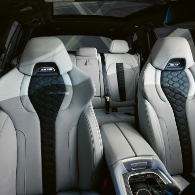M 多功能座椅 BMW X5 M Competition M 多功能座椅帶有照明 X5 M 徽標 BMW X5 M Competition F95 內飾
