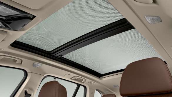 BMW X5 G05 LCI Sky Lounge 全景玻璃車頂 BMW X5 G05 LCI Sky Lounge 全景玻璃車頂舒適功能
