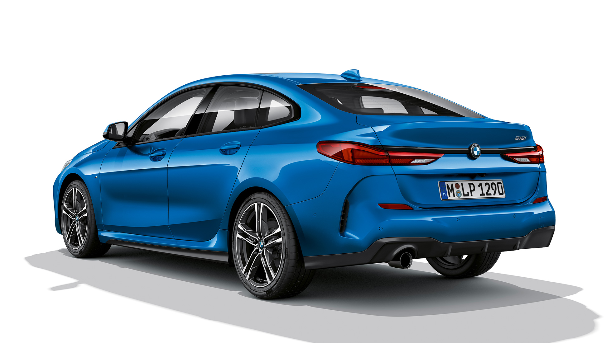 BMW Individual 高光澤 Shadow Line BMW 2 Series Gran Coupé Model M Sport BMW Individual 高光澤 Shadow Line BMW 2 Series Gran Coupé Model M Sport Misano Blue 金屬外觀漆面 F44 四分之三側面視圖