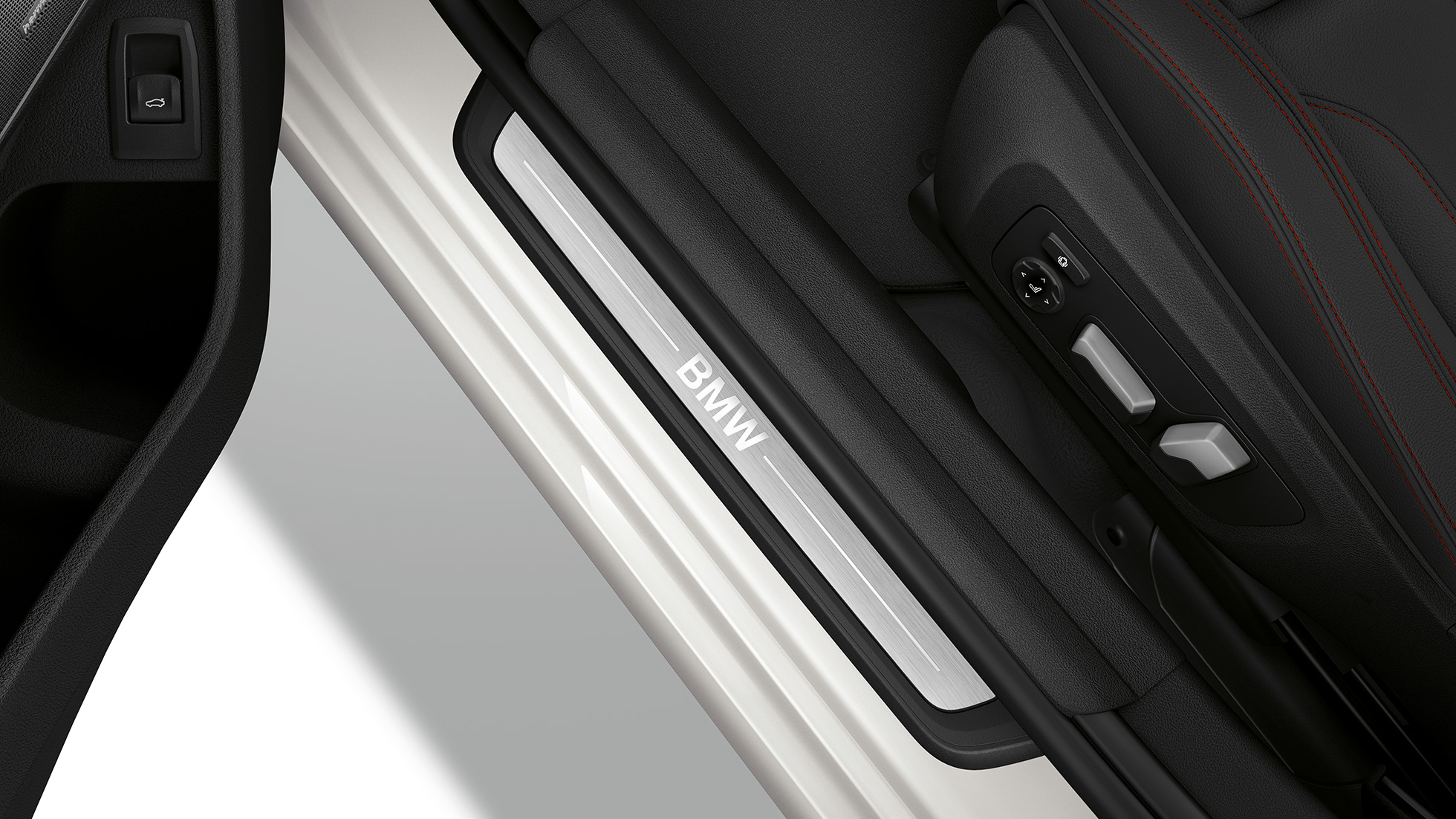 BMW 3 Series Sedan, Luxury Line entry sill Top view of the door sill of the BMW 3 Series Sedan with Model Sport Line features.