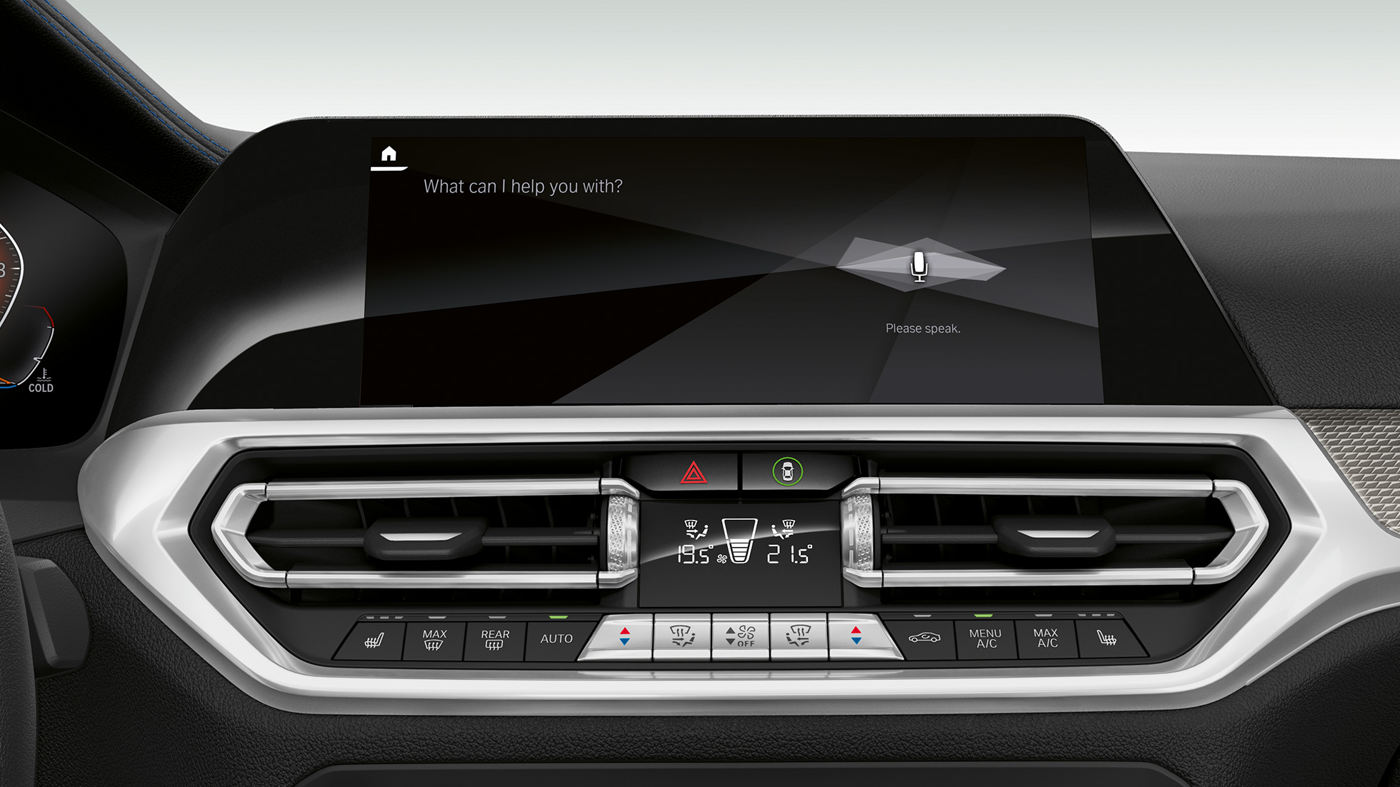 BMW 3 Series Sedan,行駛期間側視圖 BMW 3 Series Sedan 日間穿過城市背景的側面影像。
