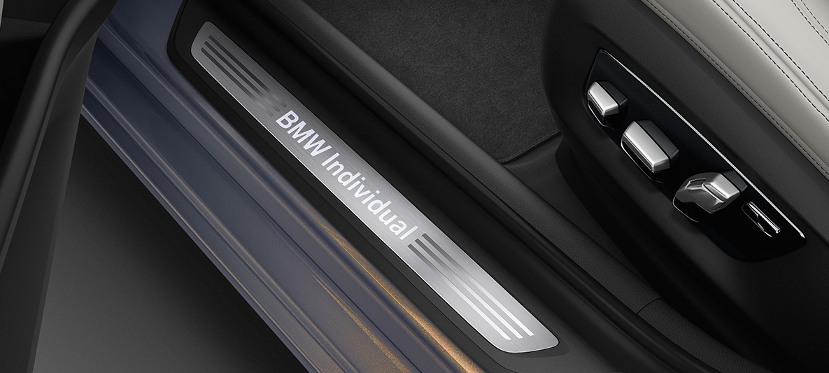 BMW Individual door sill finisher BMW 5 Series Touring BMW Individual BMW 5 Series Touring G31 entry sill