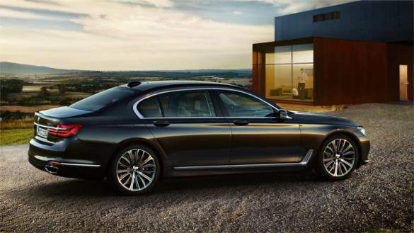 BMW 7 Series Sedan At a glance BMW 7 Series Sedan At a glance