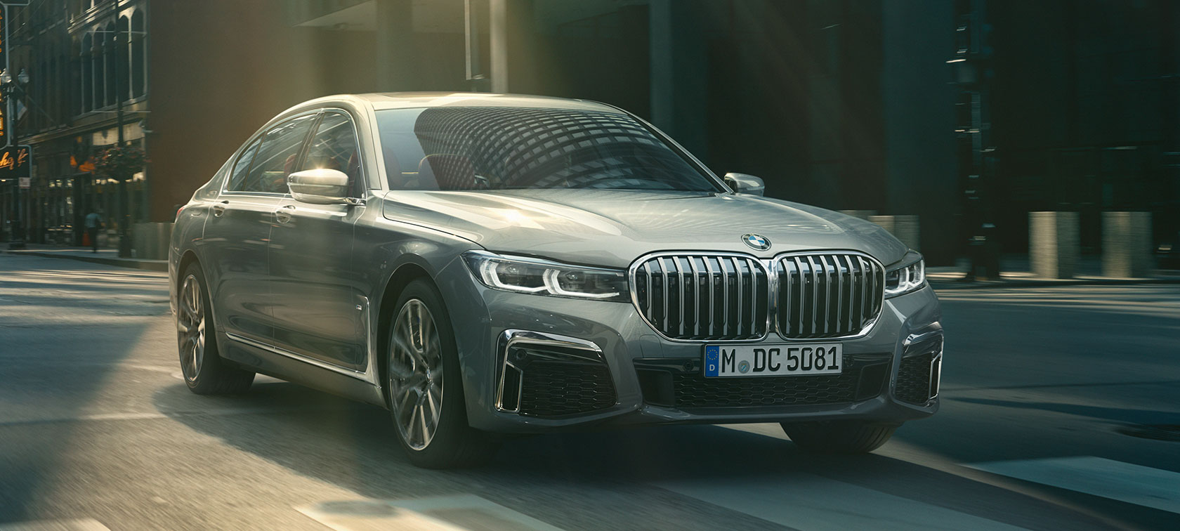 全新BMW旗艦豪華房車THE 7 全新BMW旗艦豪華房車THE 7