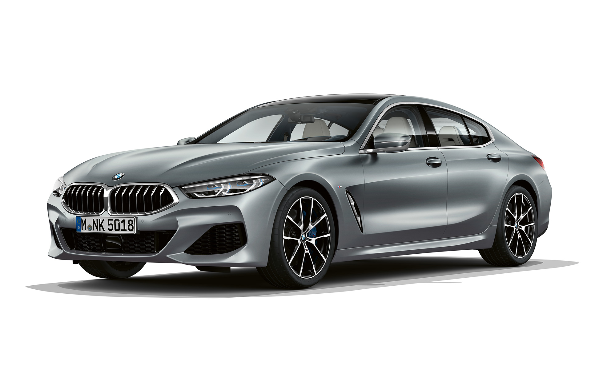 Frozen Temptation 四分之三正面拍攝影像 BMW 8 Series Gran Coupé,Frozen Temptation 四分之三正面拍攝影像