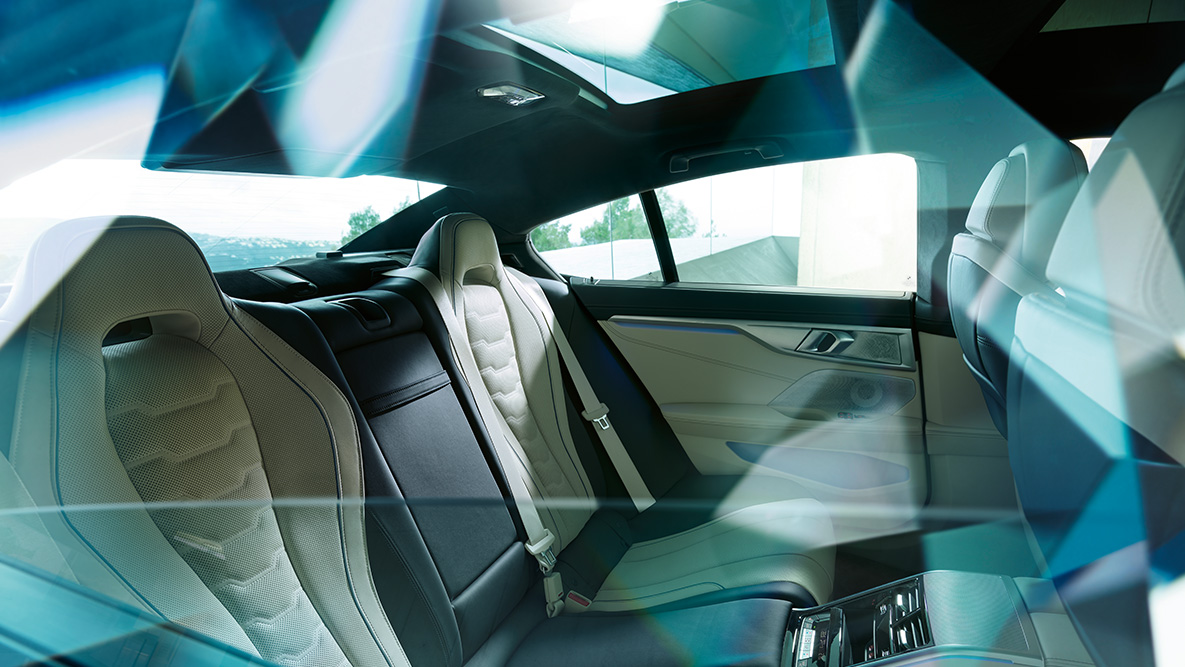 尾部跑車特徵 BMW 8 Series Gran Coupé,尾部跑車特徵