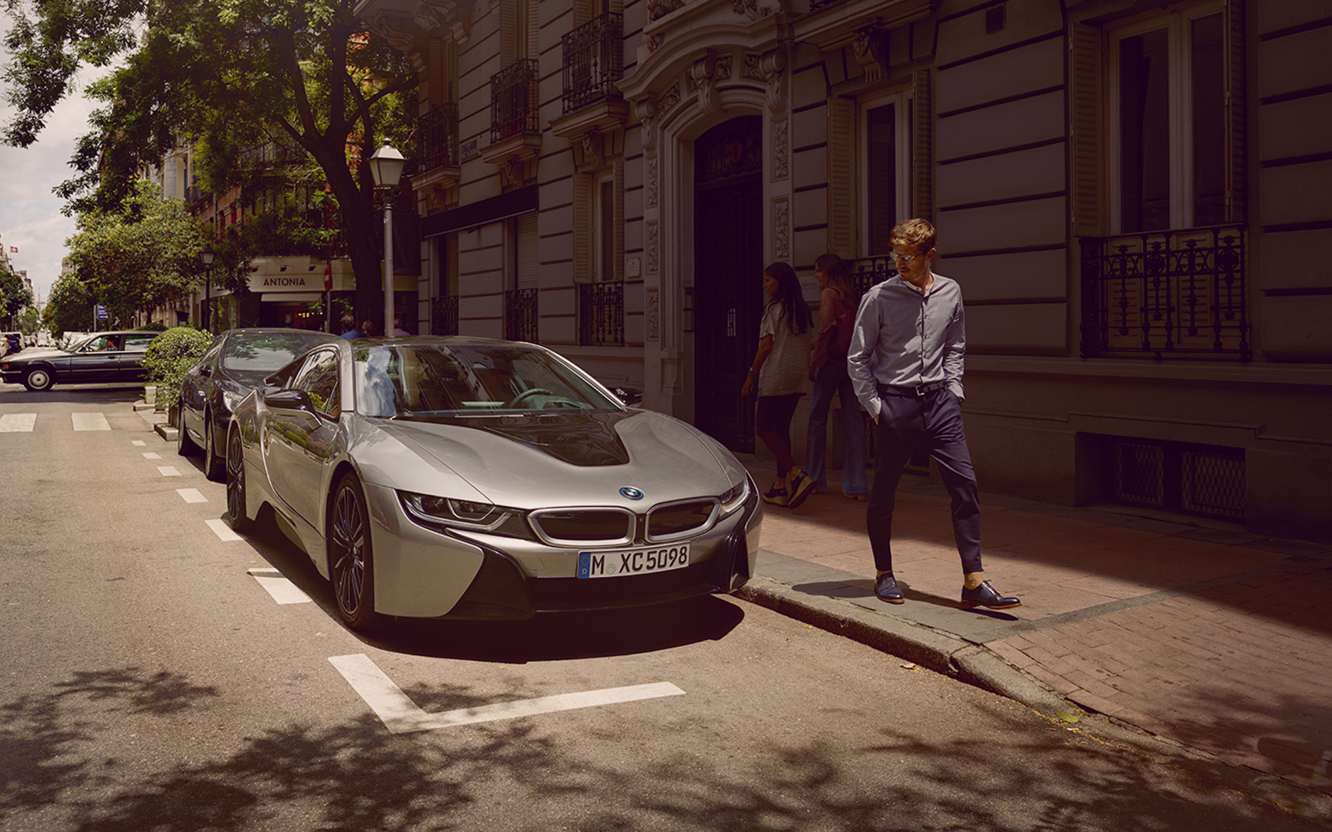 BMW i8 coupe images videos image 03 BMW i8 coupe images videos image 03