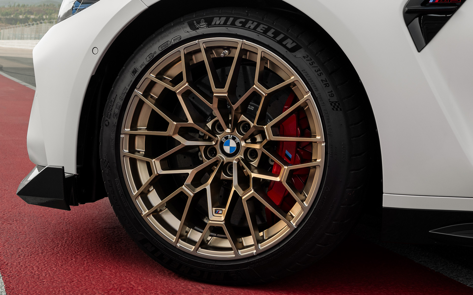M 碳纖維陶瓷制動器(紅色)BMW M3 CS G80 BMW M3 CS G80 M 碳纖維陶瓷制動器(紅色)