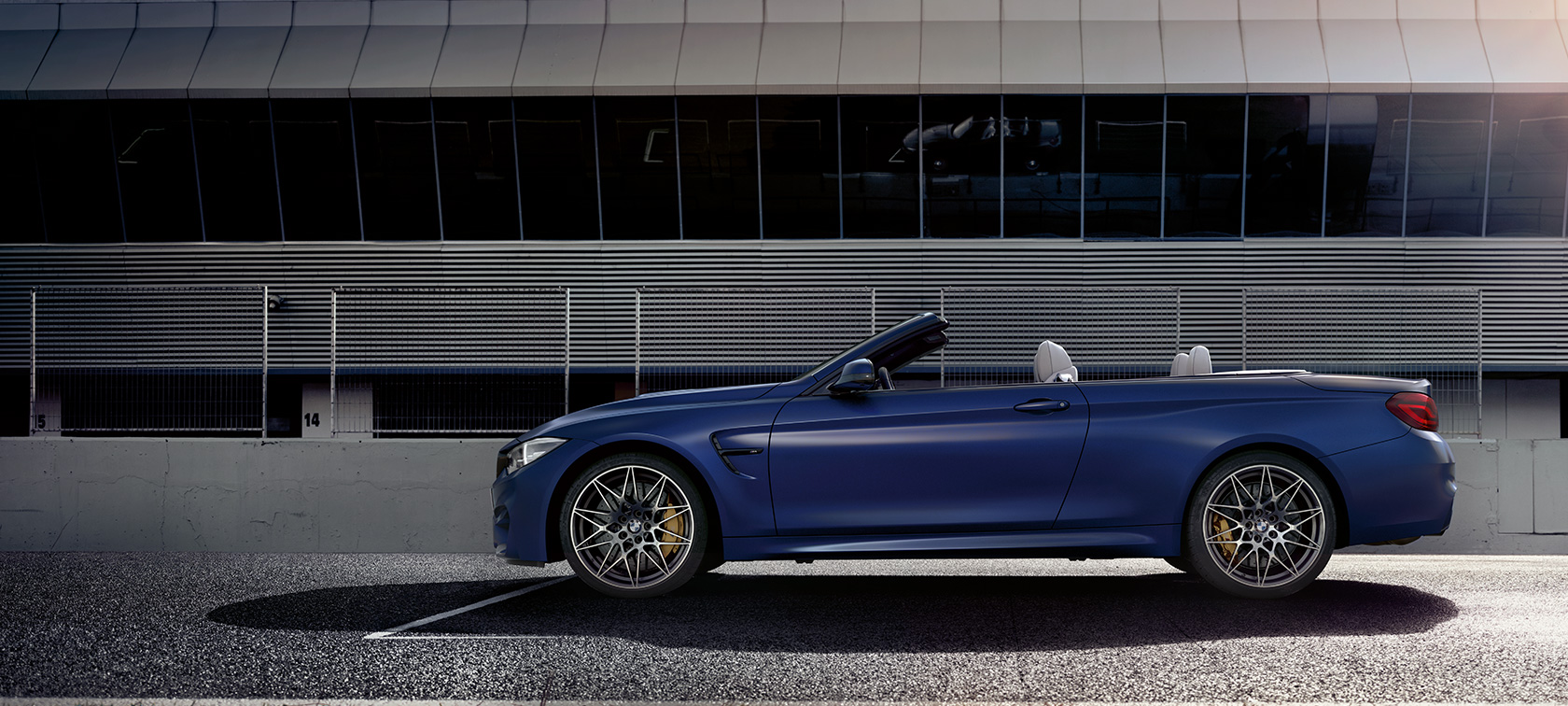 BMW M4 Convertible BMW M4 Convertible 規格配備