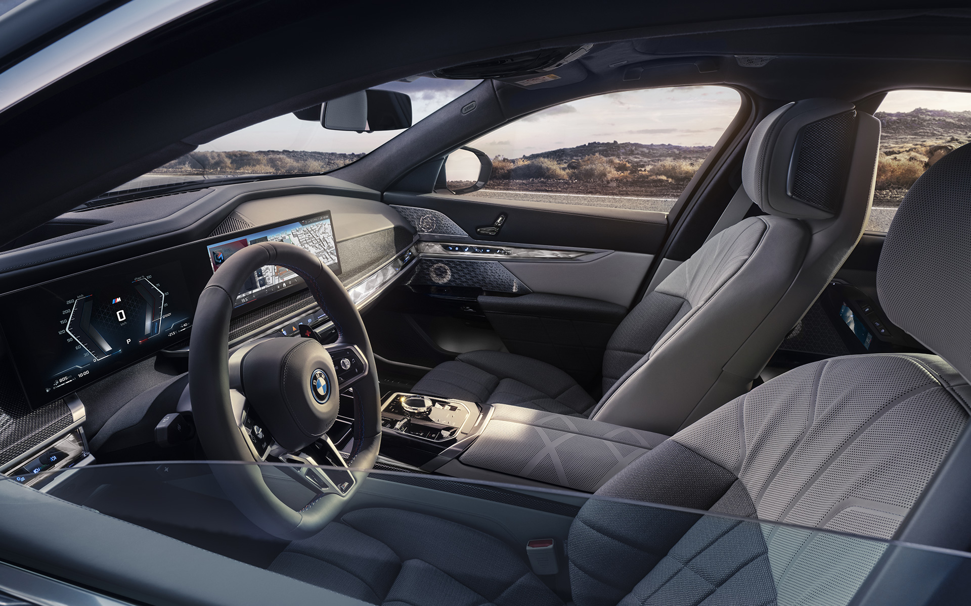 BMW M760e xDrive Sedan G70「My Mode Sport」從外邊透過半拉下車窗玻璃看進車廂內部