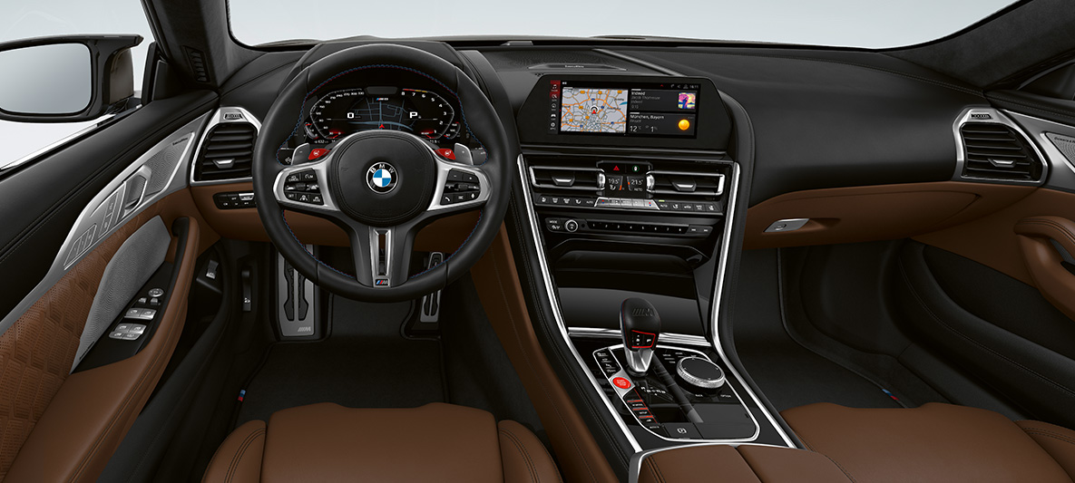 Cockpit BMW M8 Gran Coupé Cockpit BMW M8 Gran Coupé F93 2020 interior