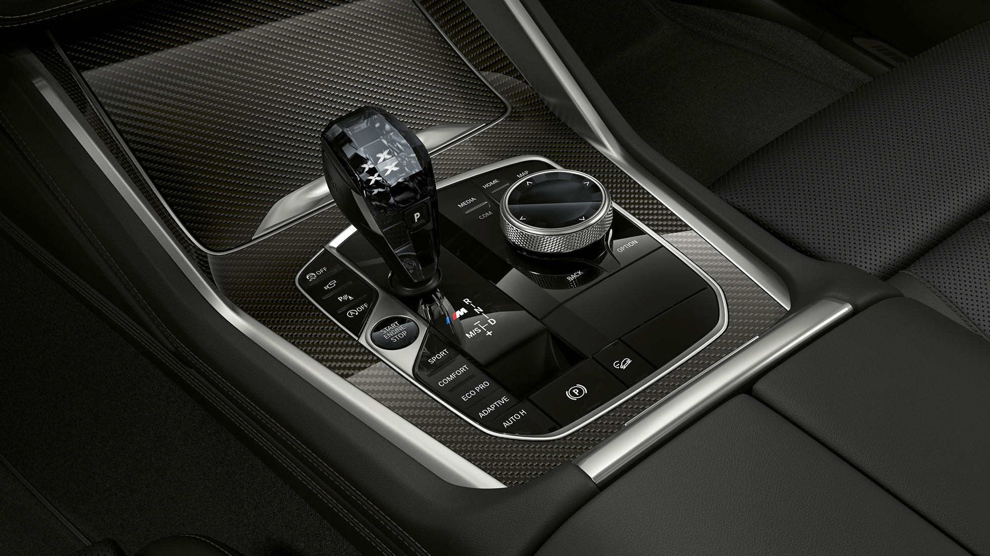 BMW X6 搭配 BMW xLine,中控台。 BMW X6,內飾,搭配 BMW xLine,聚焦於中控台。