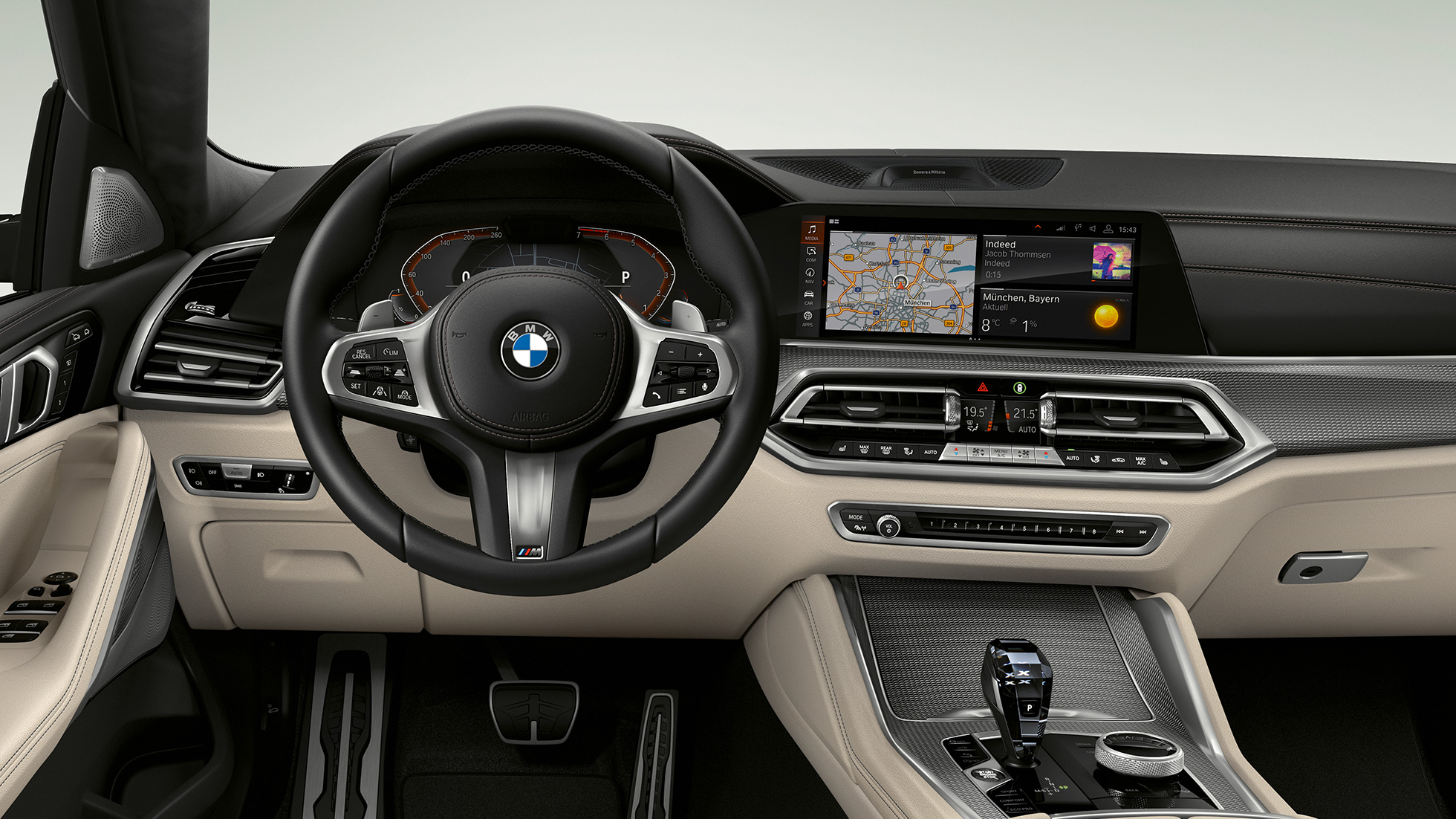 BMW X6,搭配 M Sport 包圍套件,駕駛艙。 BMW X6,內飾,搭配 M Sport 包圍套件,聚焦於駕駛艙。