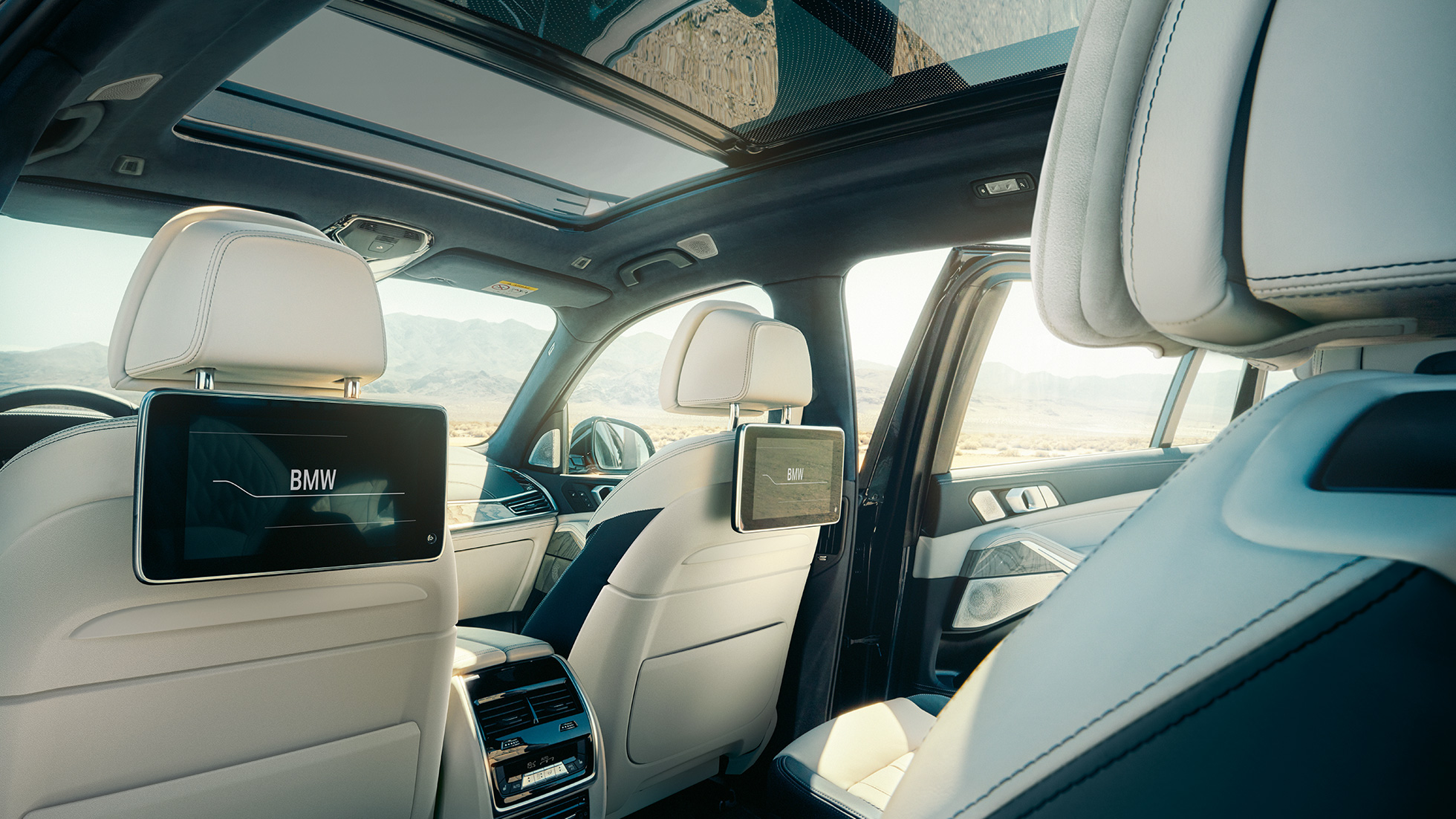 全新THE X7車廂設計 全新THE X7車廂設計