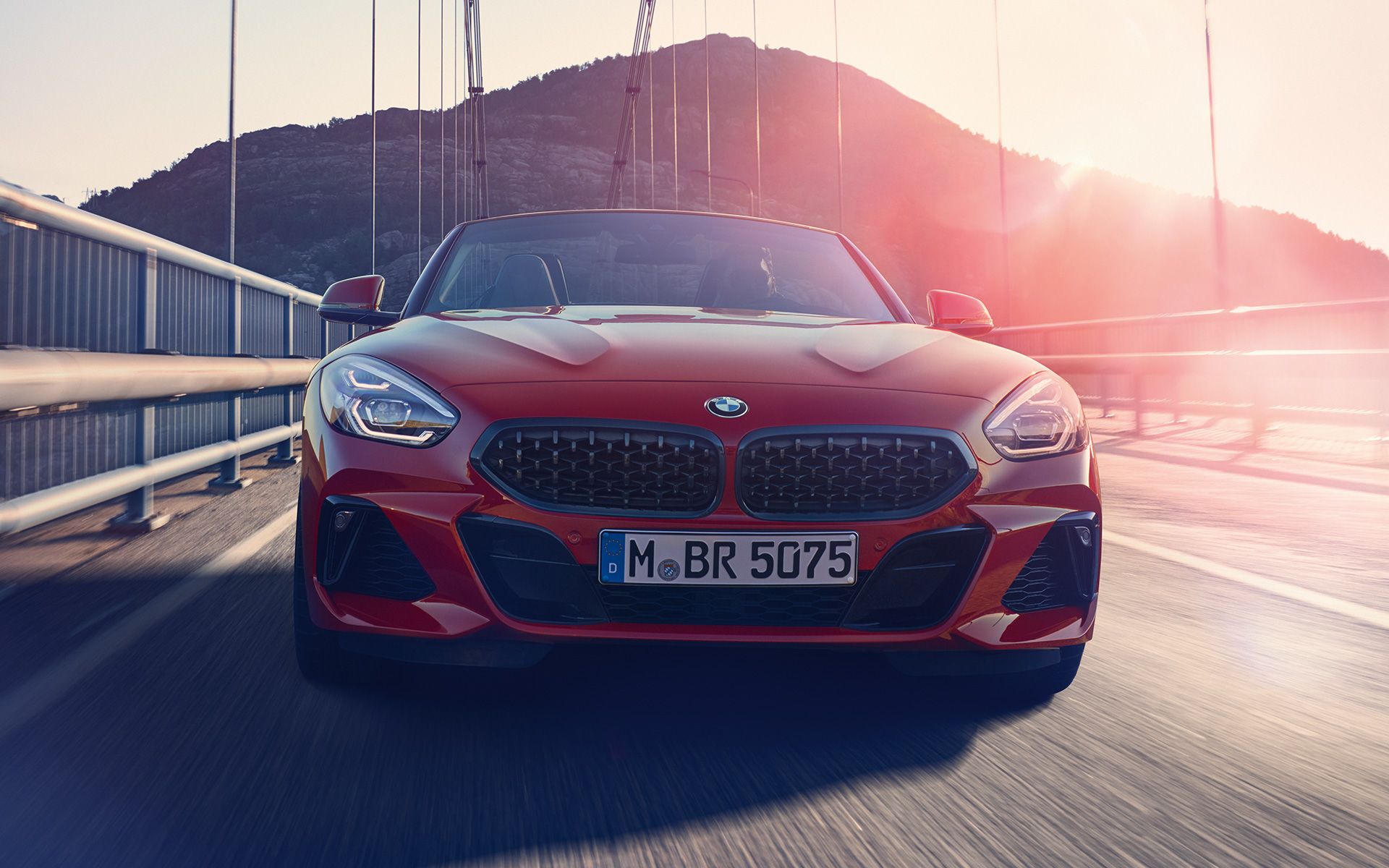 BMW Z4 Roadster (G29) on a bridge Front shot of the BMW Z4 Roadster (G29) on a bridge