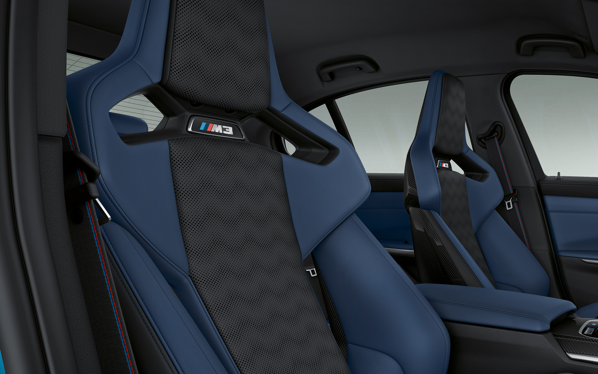BMW Individual full leather ‘Merino’ fine-grain Fjord Blue/Black BMW Individual full leather ‘Merino’ fine-grain Fjord Blue/Black