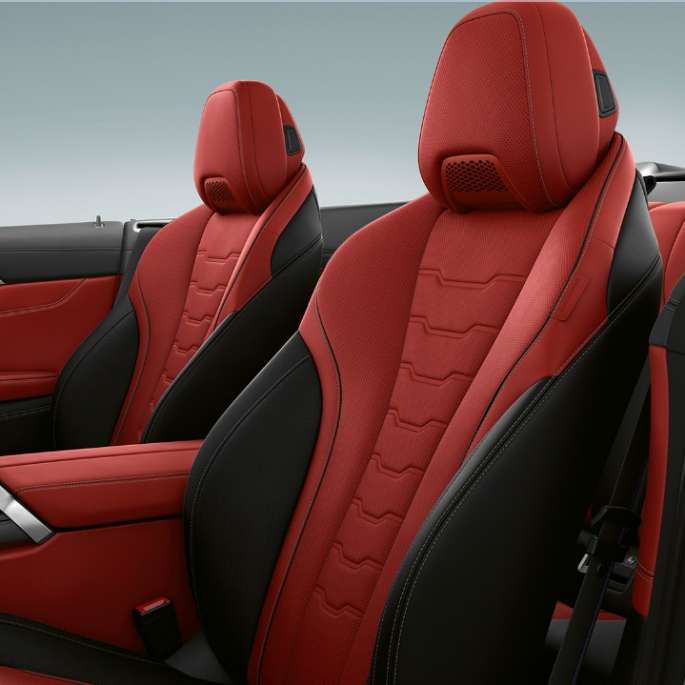 THE 8 豪華敞篷跑車 - BMW Individual Merino真皮材質多功能座椅 THE 8 豪華敞篷跑車 - BMW Individual Merino真皮材質多功能座椅