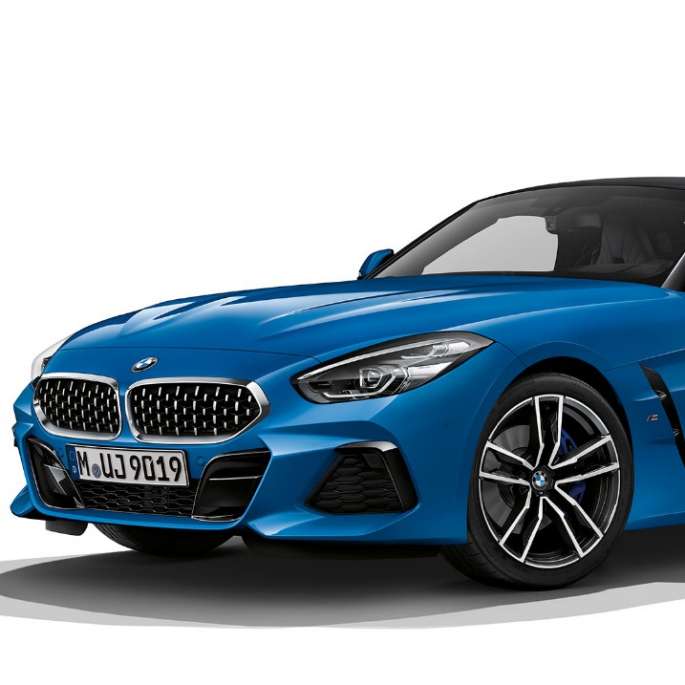 BMW Z4 Roadster Model M Sport BMW Z4 Roadster Model M Sport,正面四分之三角度拍攝